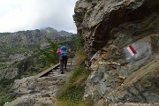 24 Scaletta su ponte in ferro